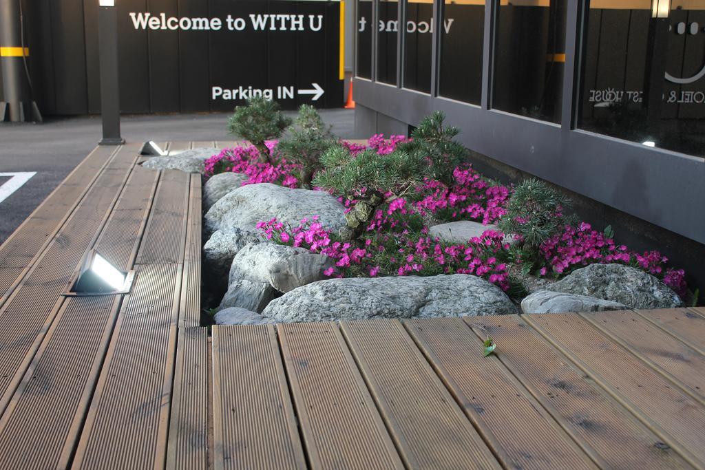 With U Hotel & Guesthouse Sokcho Dış mekan fotoğraf