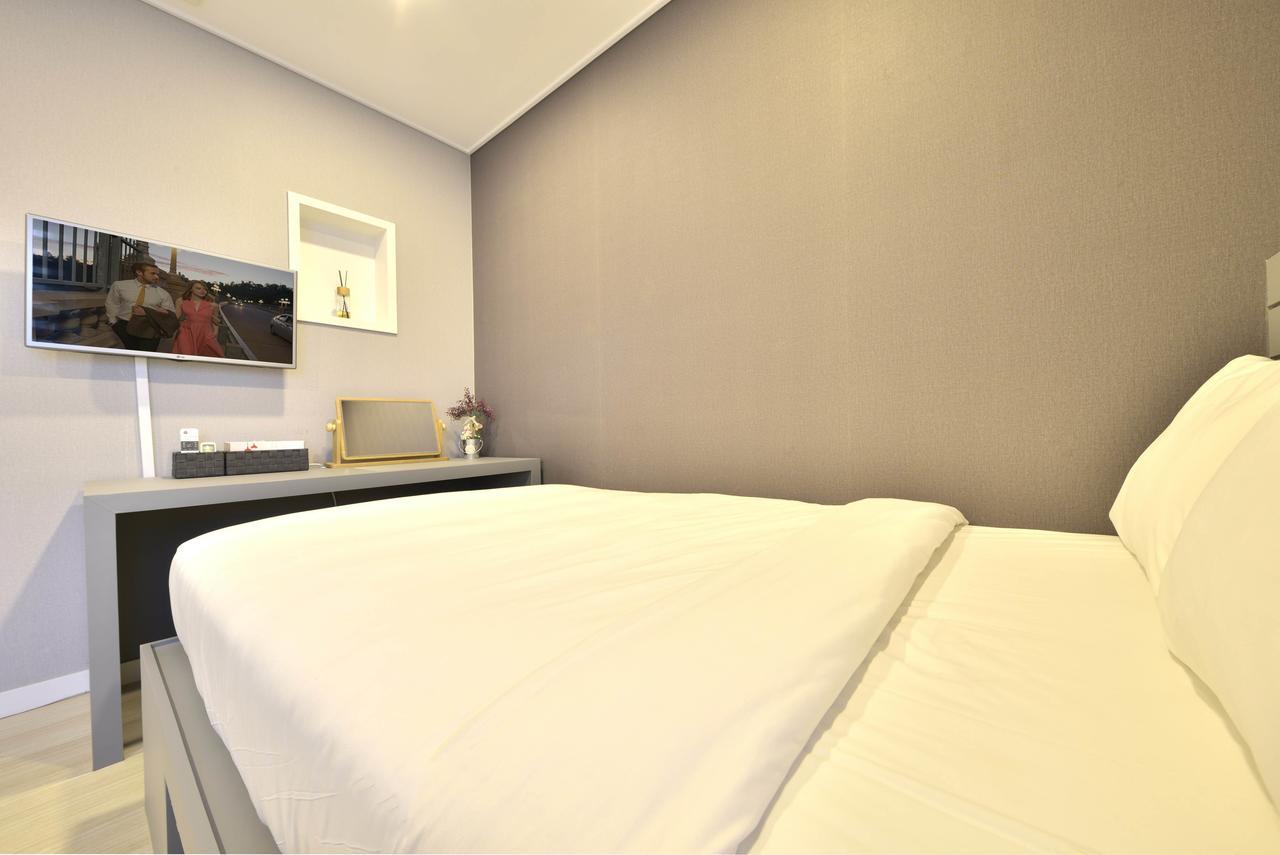 With U Hotel & Guesthouse Sokcho Dış mekan fotoğraf