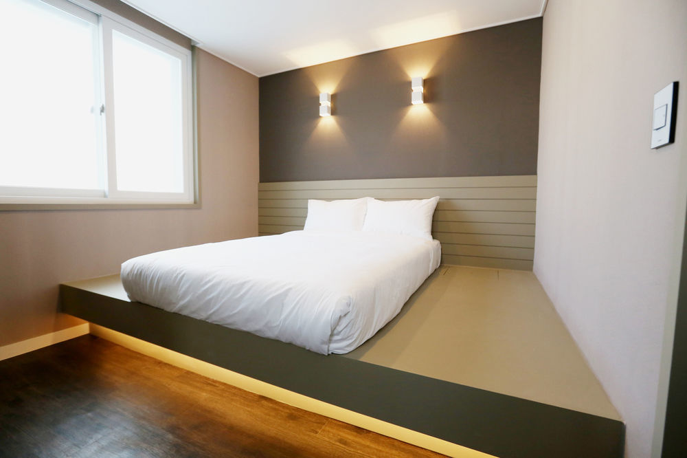 With U Hotel & Guesthouse Sokcho Dış mekan fotoğraf